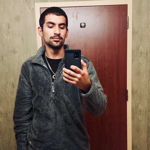 Meet your Posher, Derek - Picture 1 of 1